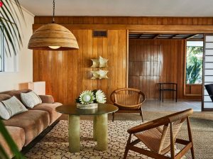 How To Incorporate Retro Furniture